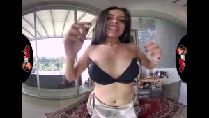 VRLatina - Cute Little Colombian Teen Nailed VR Experience