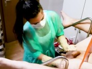 25jährige Krankenschwester bei extremer Analbehandlung
