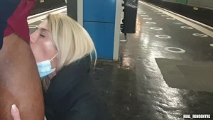 La nympho française Megane Lopez trompe son mec avec un inconnu rencontré dans une gare !!!